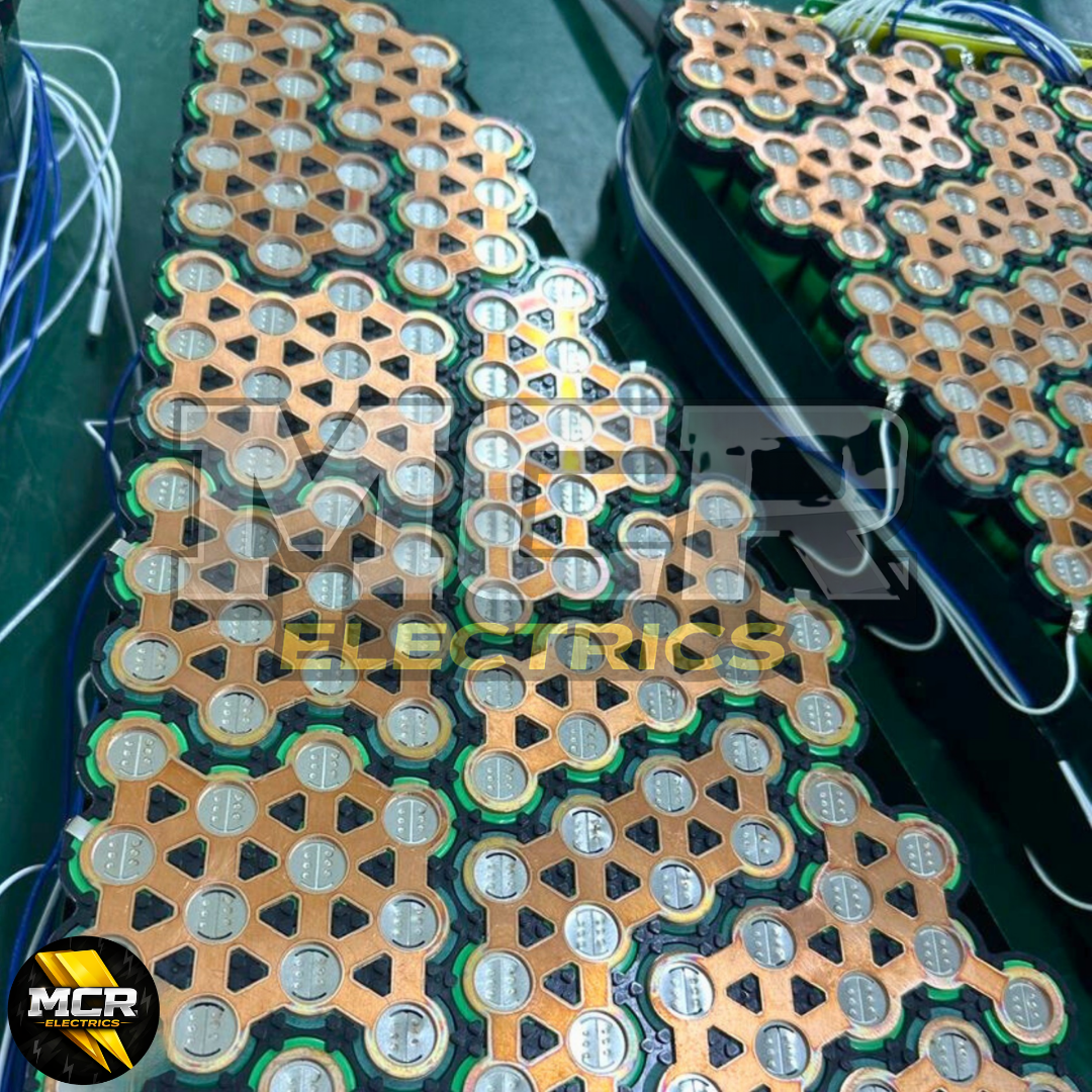 72V 30AH Aluminum Triangle Case Bag Lithium E-Bike Battery 3000W 80A BMS Big Capacity Samsung 50S