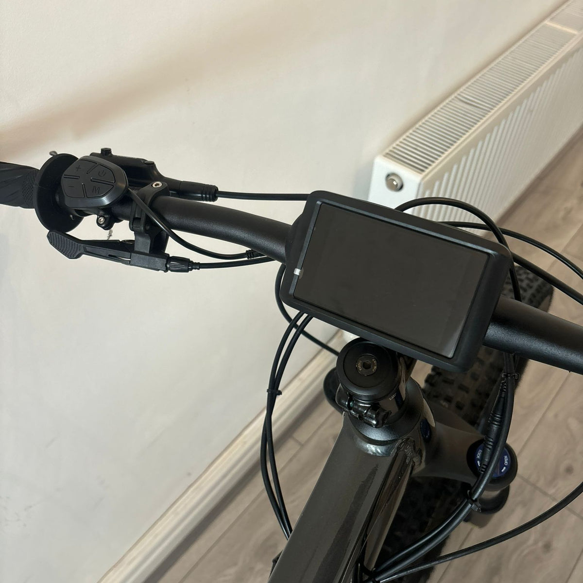 Trek Roscoe 6 – 72V 3000W Custom Electric Bike