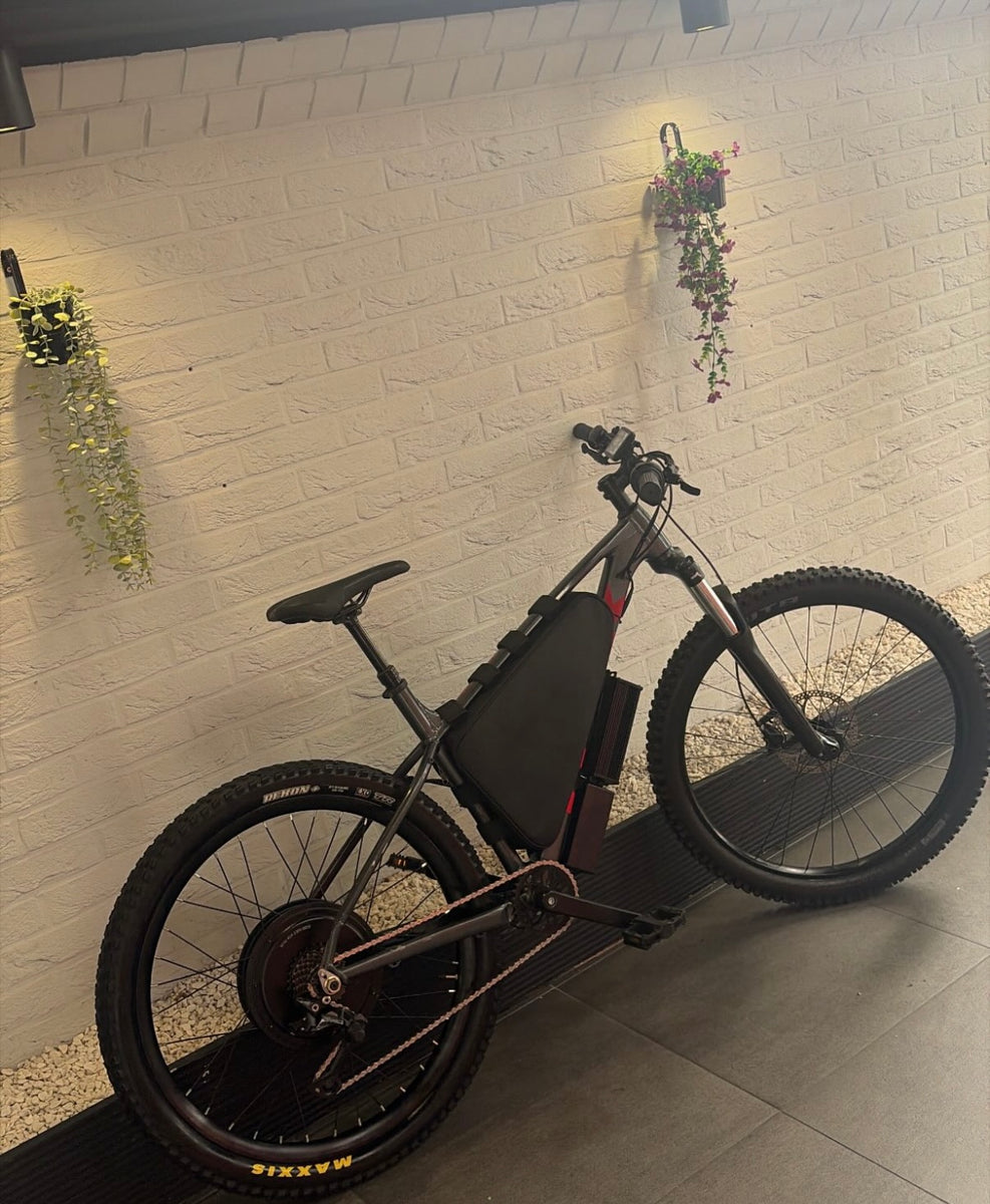Trek Roscoe 6 – 72V Custom Electric Bike