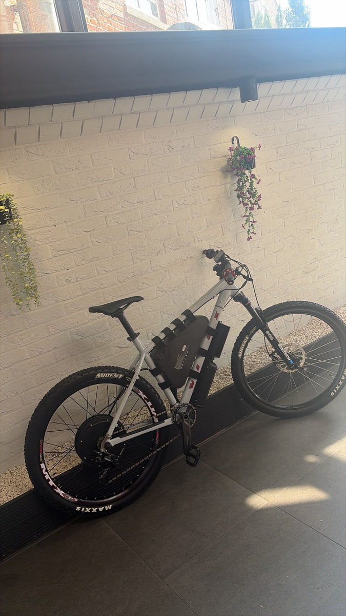 Vitus Nucleus – 72V 3000W Custom Electric Bike