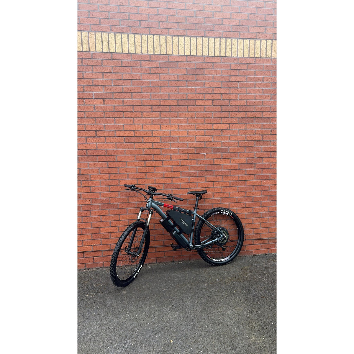 Voodoo Horde 5 – 72V 3000W Electric Bike (Please read description for information and shipping fees)